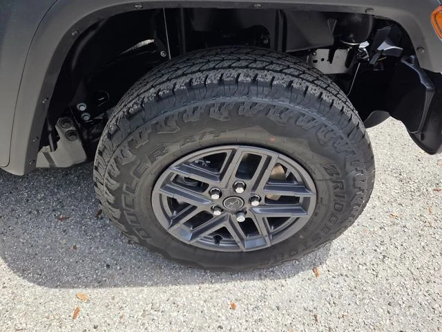 New 2026 Black Clear-Coat Exterior Paint Jeep Sport S image 17