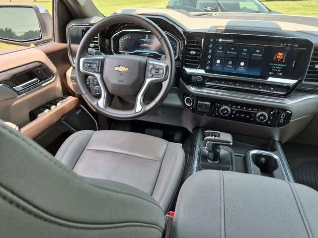 Used 2024 White Chevrolet LTZ image 30
