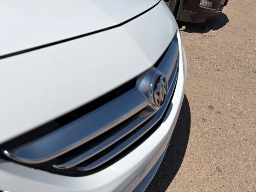 Used 2018 Summit White Buick Premium image 2