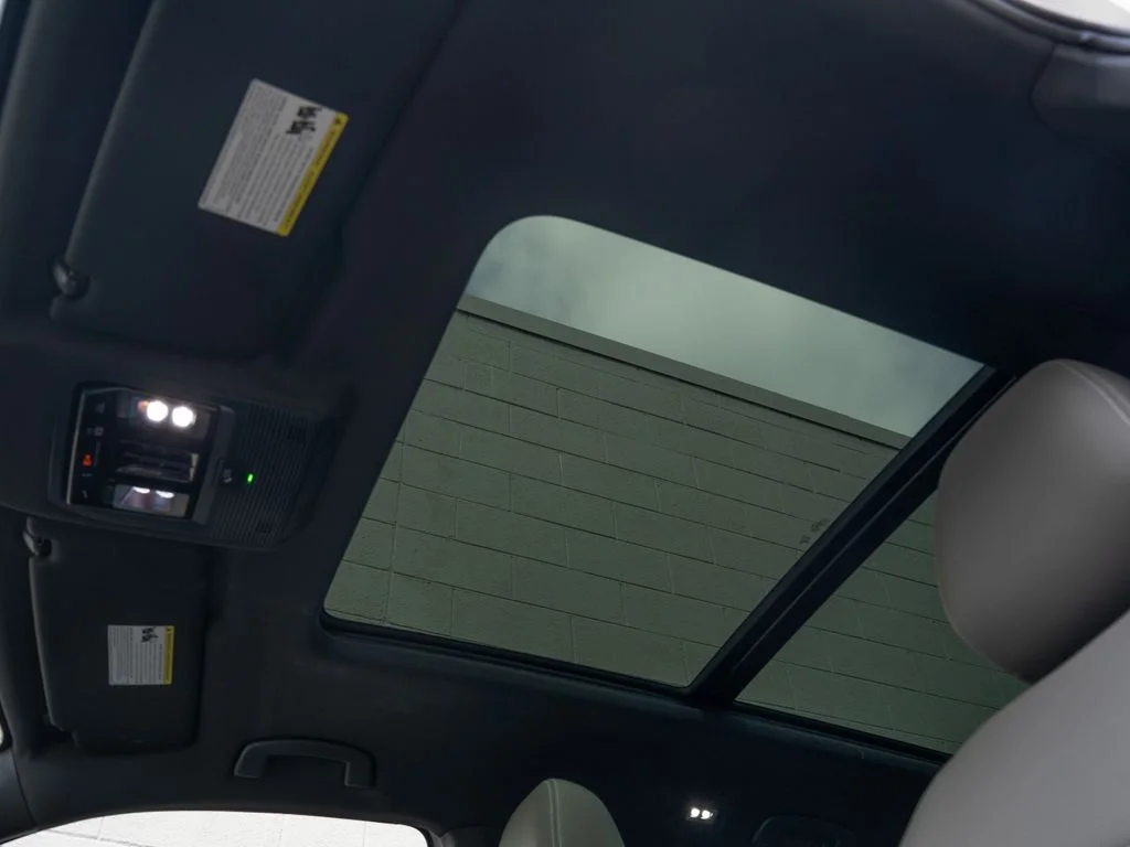 New 2026 White Volkswagen 2.0T SEL image 13