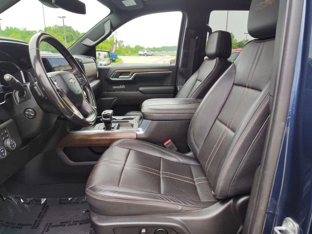 Used 2023 Blue Chevrolet High Country image 14