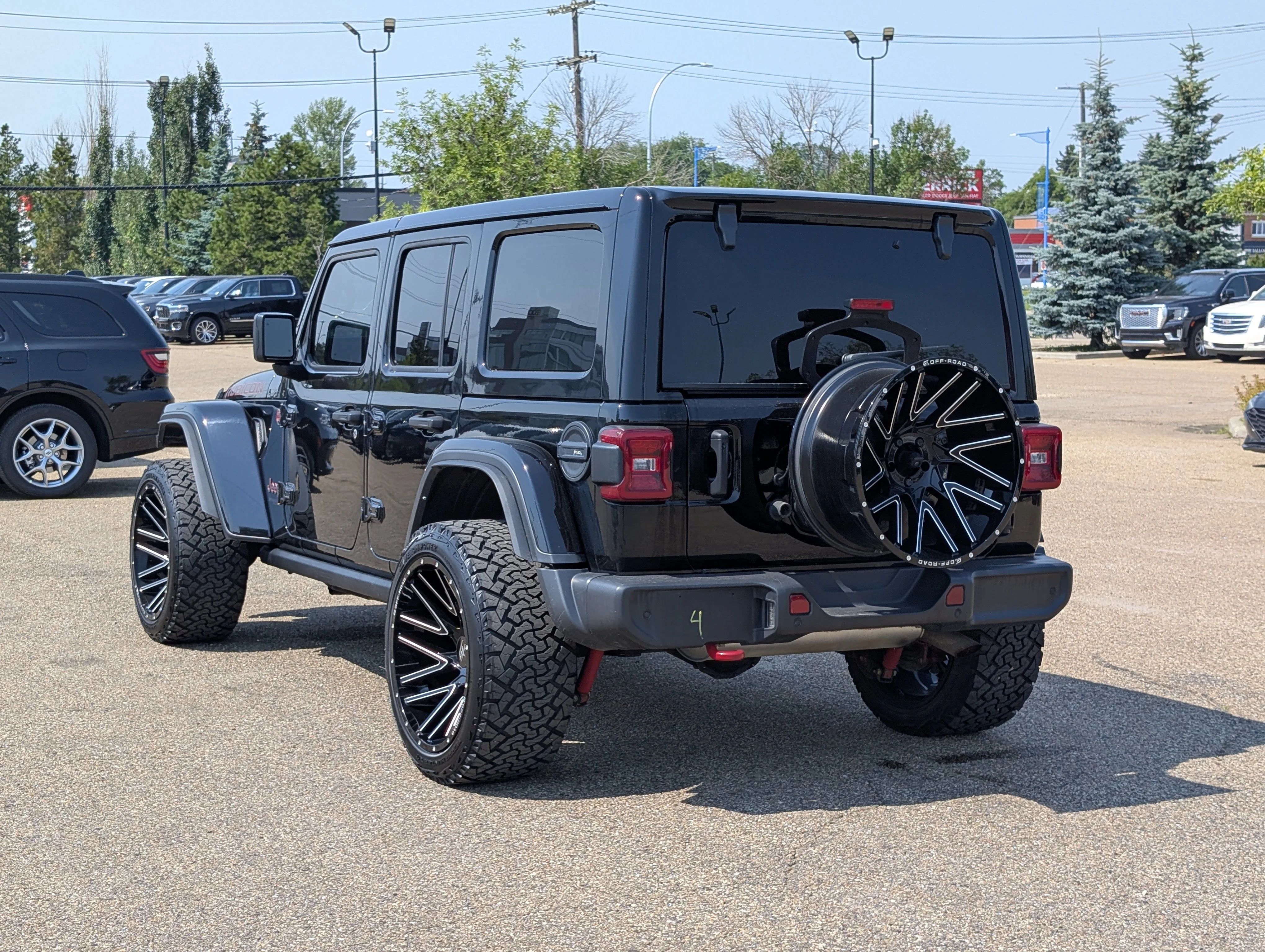 Used 2021 Black Jeep Unlimited Rubicon image 4