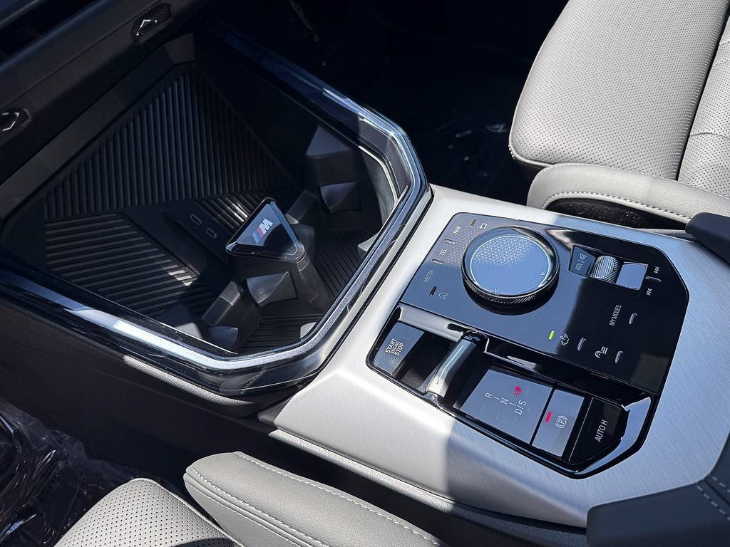 New 2026 Black Sapphire Metallic BMW 30 xDrive image 10