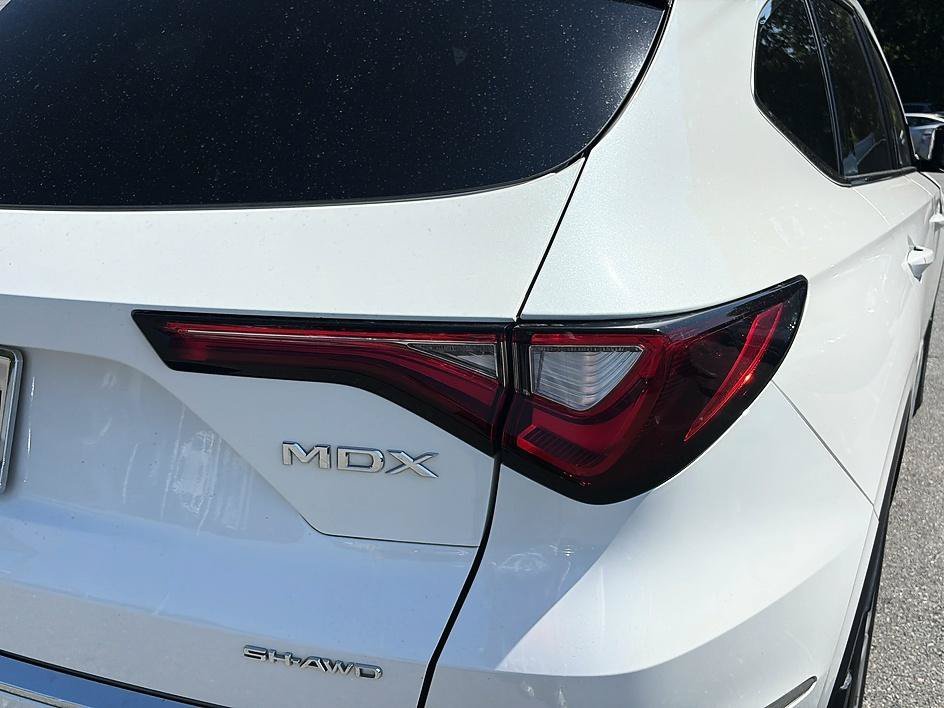 Used 2022 Platinum White Acura w/Advance Package image 15