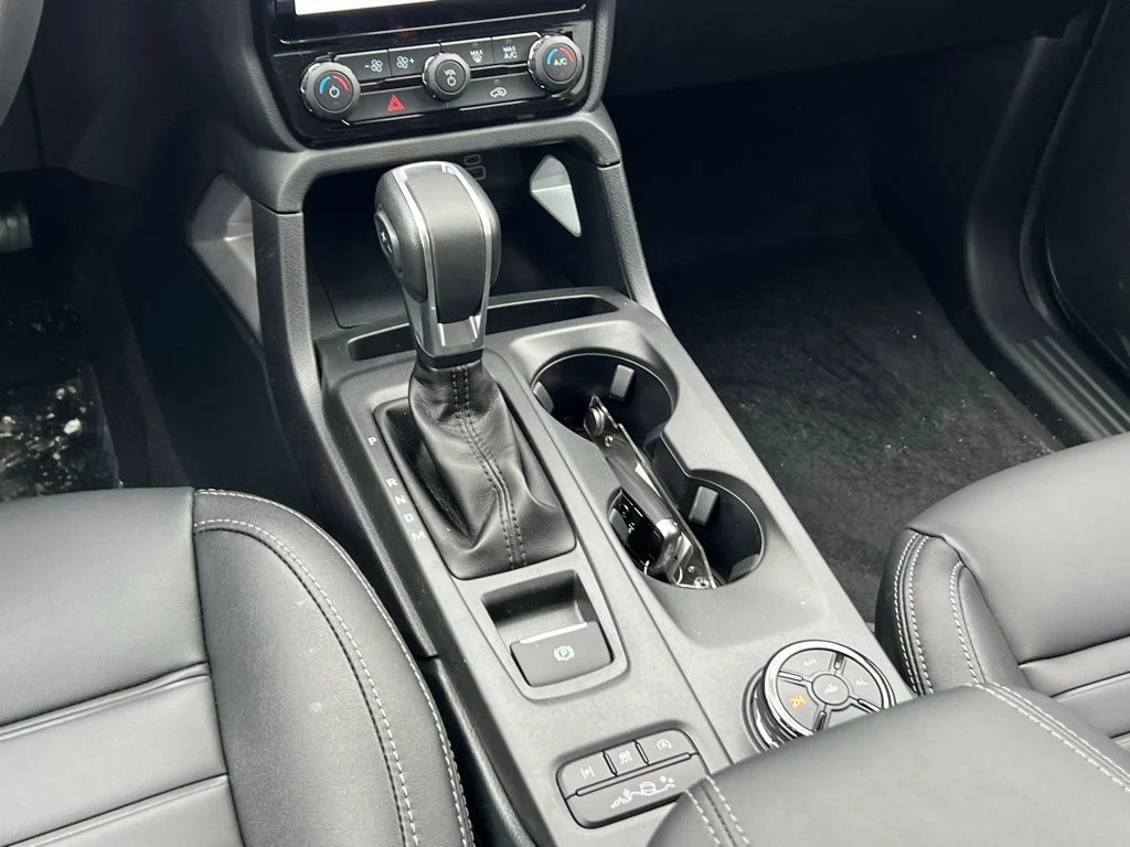 New 2026 Oxford White Ford Lariat® image 20