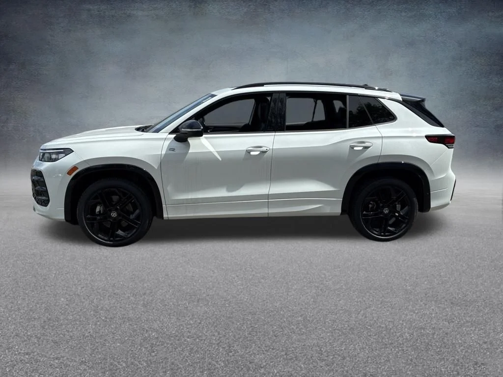 New 2026 White Volkswagen 2.0T SE R-Line Black image 2