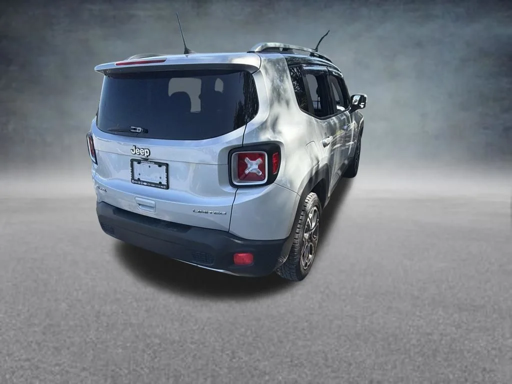 Used 2018 Silver Jeep Limited image 5