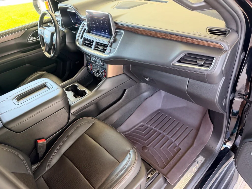 Used 2023 Black Chevrolet High Country image 43