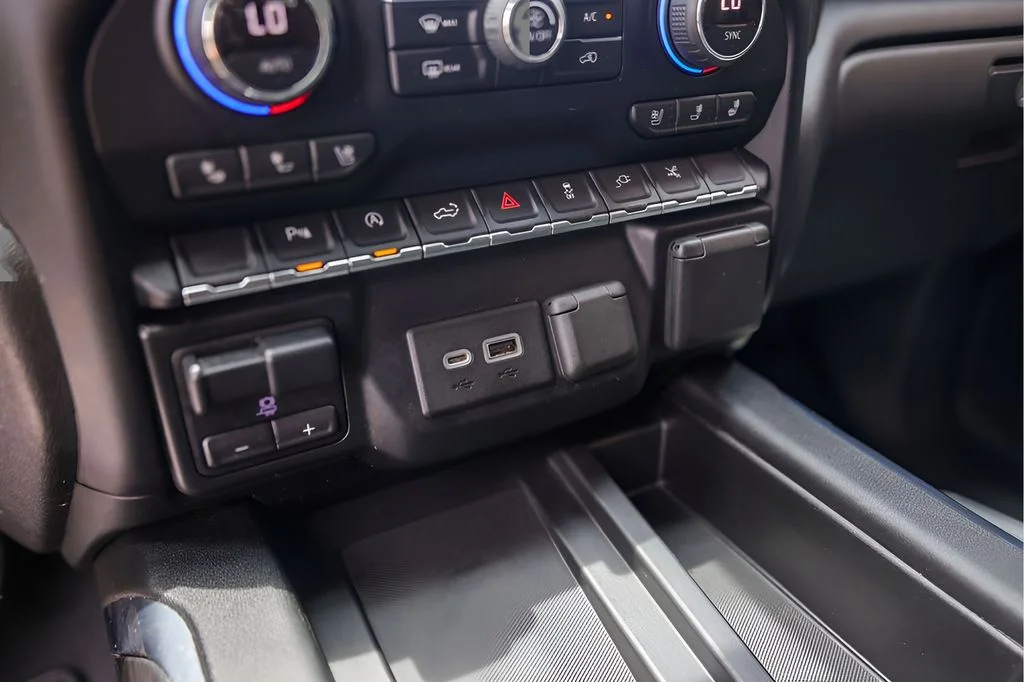 Used 2019 Brown Chevrolet LTZ image 23