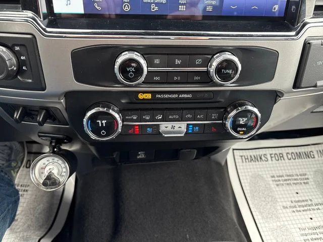 Used 2022 Stone Gray Metallic Ford Lariat image 24