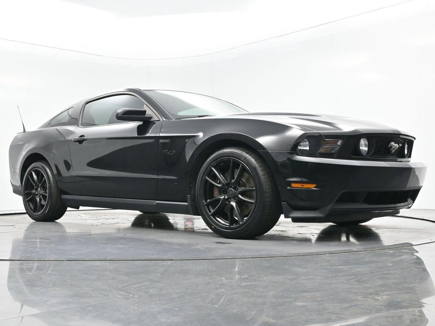 Used 2012 Black Ford GT Premium image 36