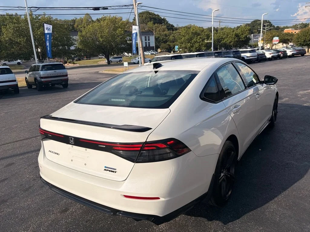 Used 2024 White Honda Sport-L image 6