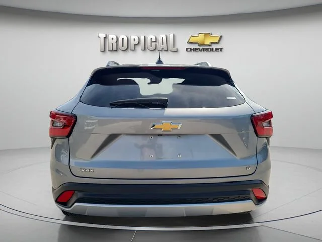 Used 2024 Sterling Gray Metallic Chevrolet LT image 5