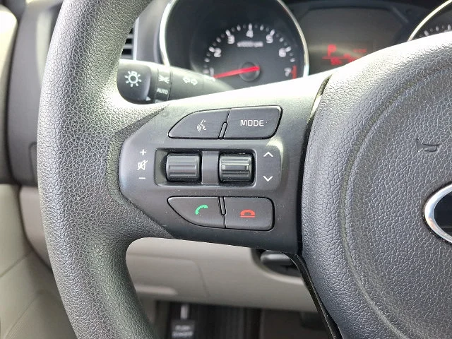 Used 2018 Blue Kia LX image 21