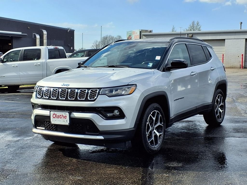 Used 2025 Jeep Compass Limited with VIN 3C4NJDCN0ST524546 for sale in Kansas City