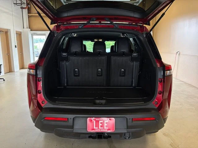 Used 2024 Red Nissan Rock Creek image 23