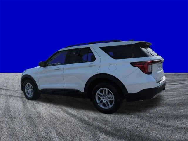New 2026 Star White Metallic Tri-Coat Ford Active image 6