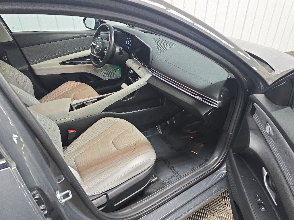Used 2023 Gray Hyundai Limited image 16