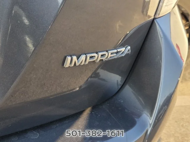 Used 2020 Gray Subaru Premium image 9