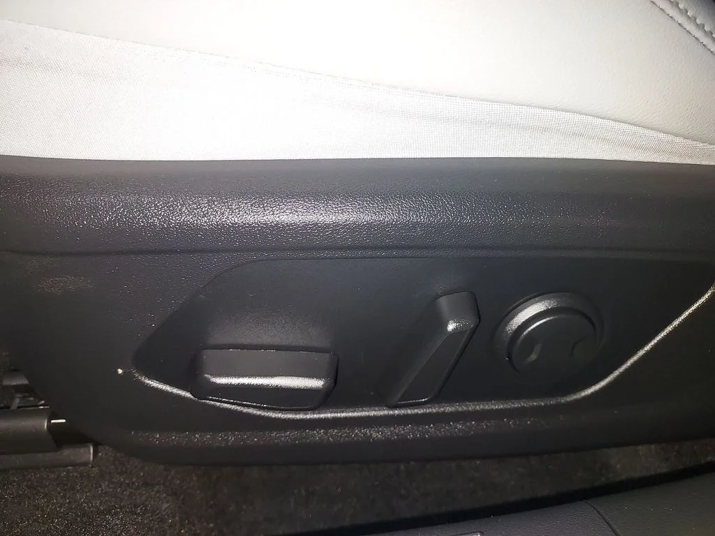 Used 2024 Blue Hyundai Limited image 18