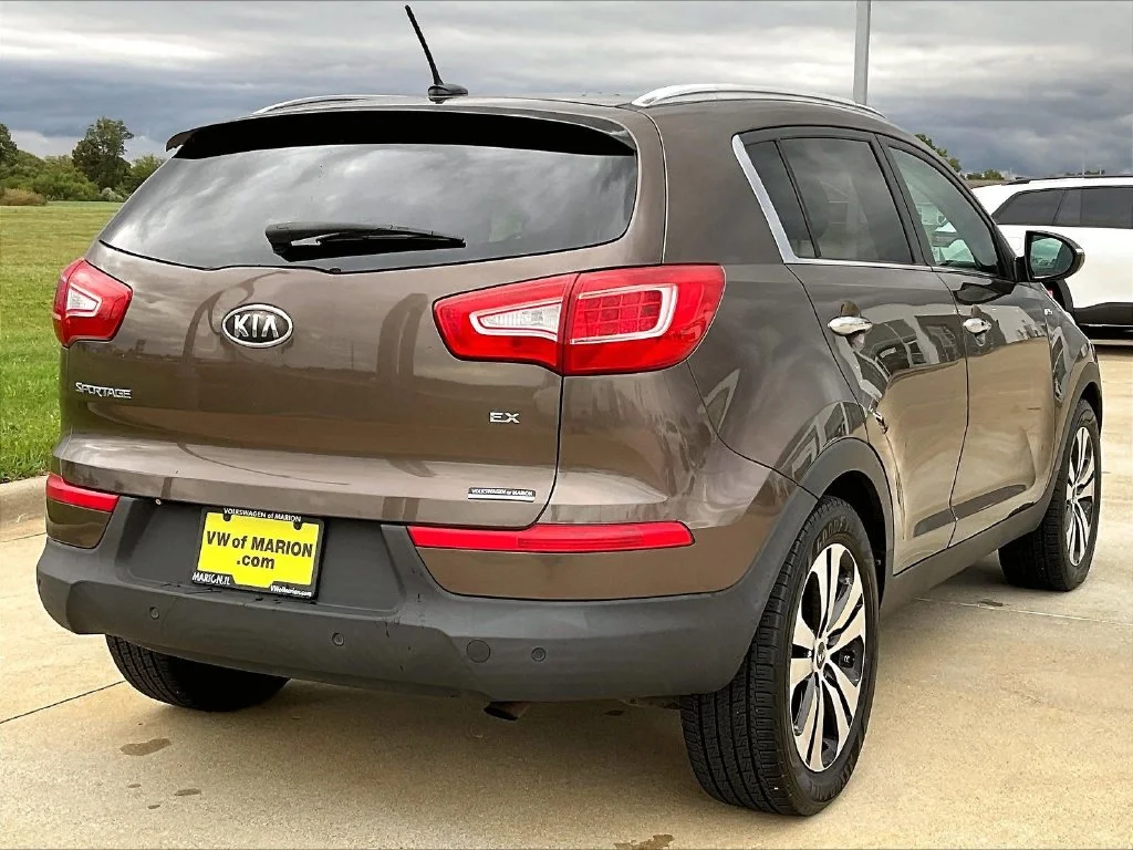 Used 2011 Kia Sportage EX with VIN KNDPCCA27B7100288 for sale in Marion, IL