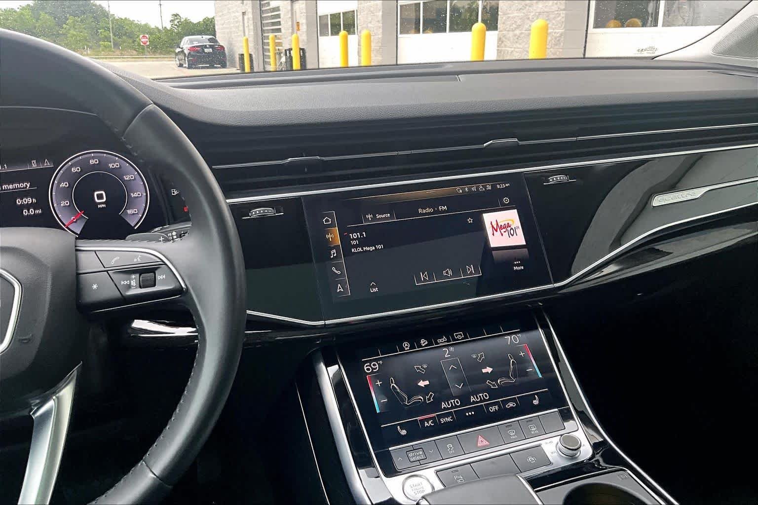 Used 2020 Samurai Gray Metallic Audi Premium Plus image 7
