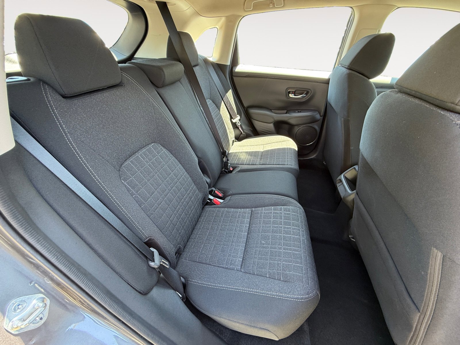 Used 2025 Modern Steel Metallic Honda LX image 18