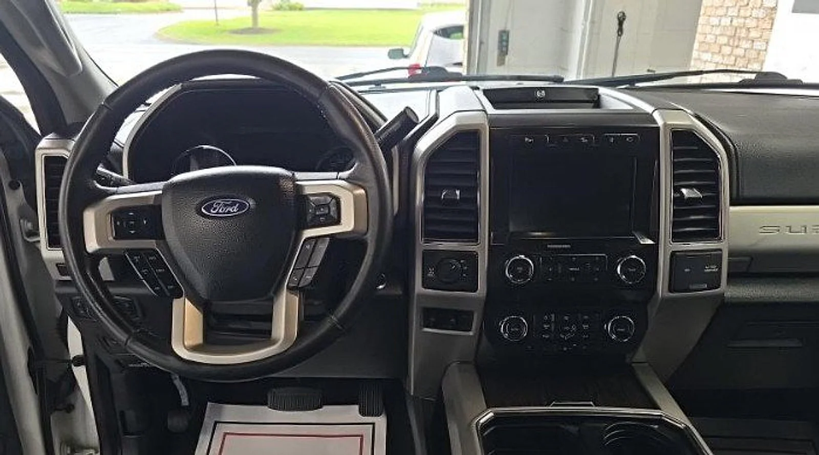 Used 2020 White Ford LARIAT image 7