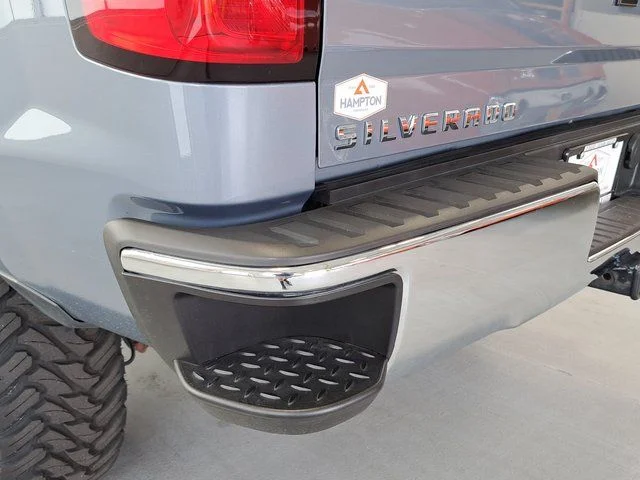 Used 2015 Gray Chevrolet LT image 26