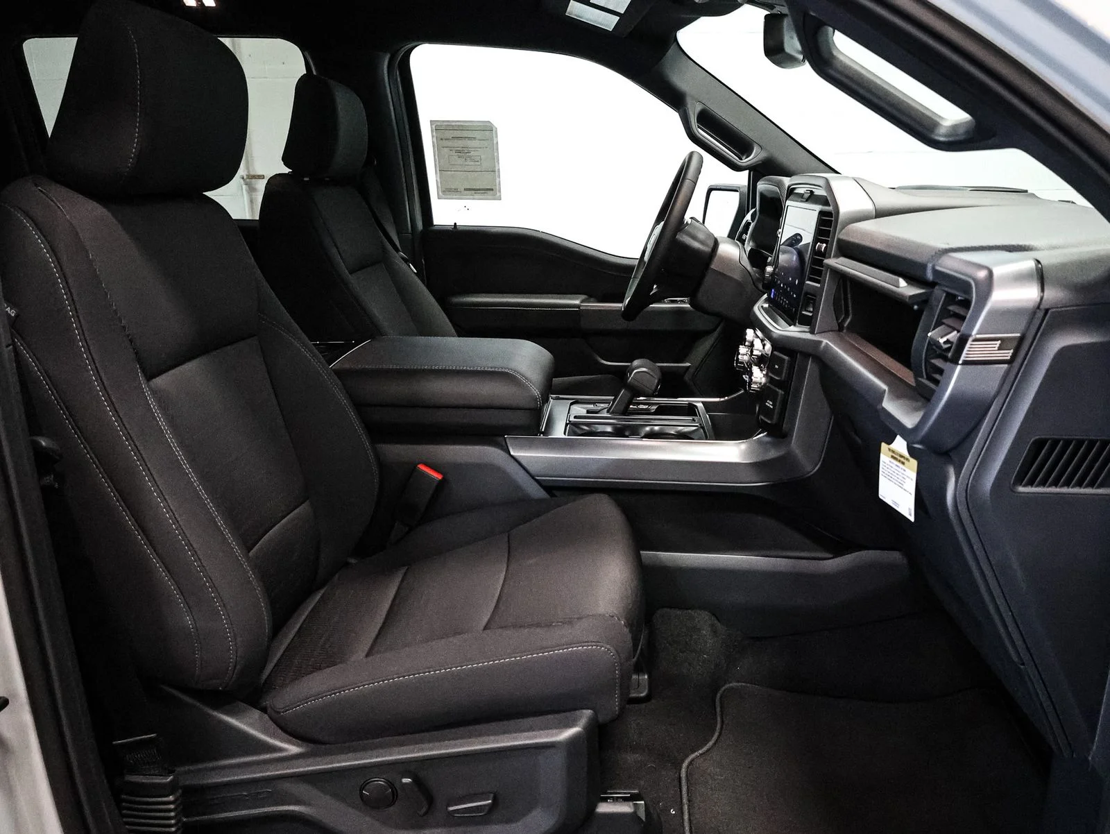 New 2026 Avalanche Ford XLT image 24