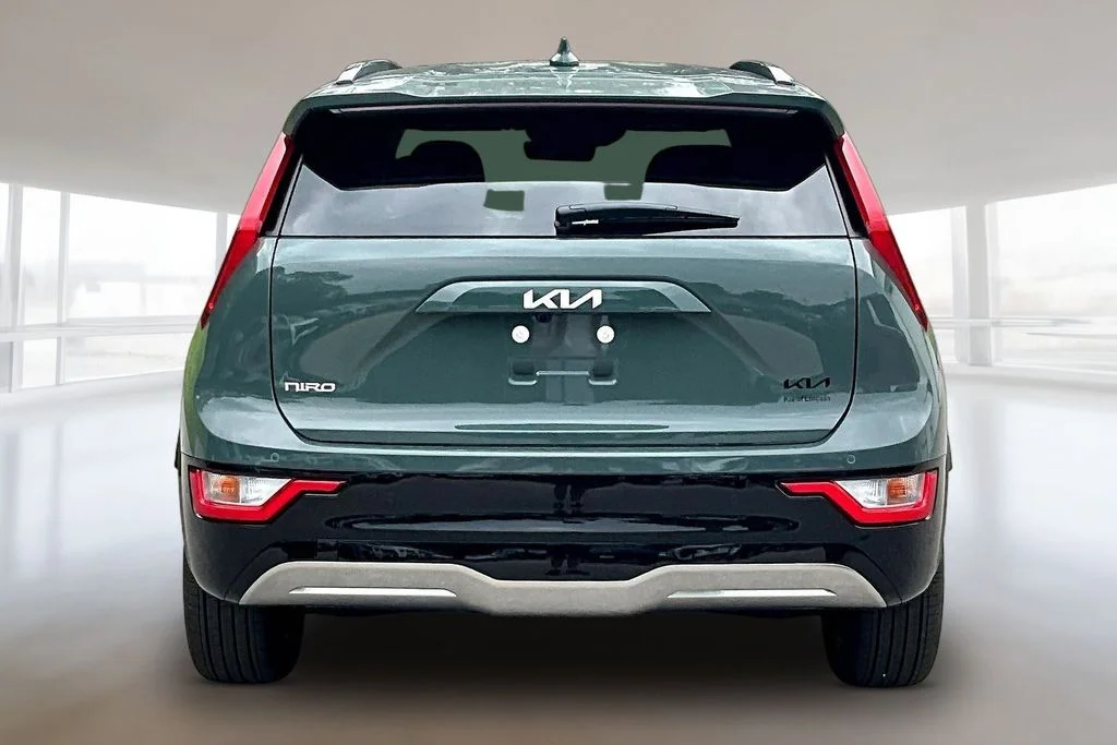 New 2026 Cityscape Green Kia WIND image 4