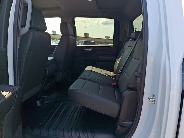 New 2026 Summit White GMC Pro image 10