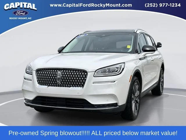 Used 2020 White Lincoln Reserve image 1