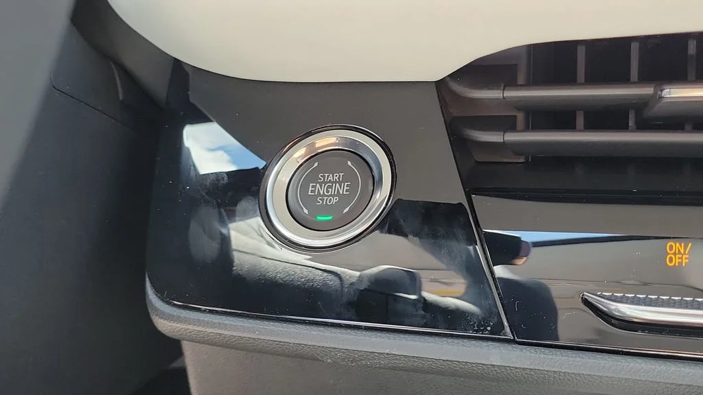 New 2026 Moonstone Gray Metallic Buick Avenir image 26