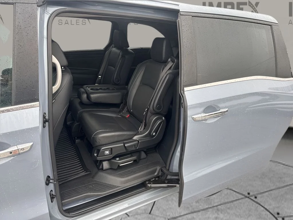 Used 2023 Blue Honda Touring image 28
