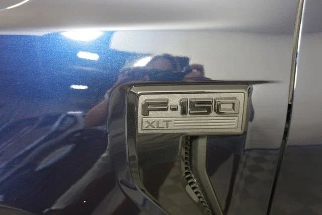 Certified Used 2025 Antimatter Blue Metallic Ford XLT image 27