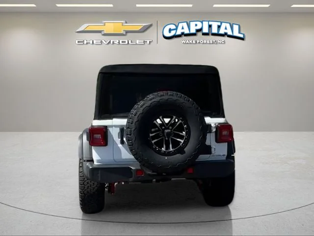 Used 2024 White Jeep Rubicon image 4