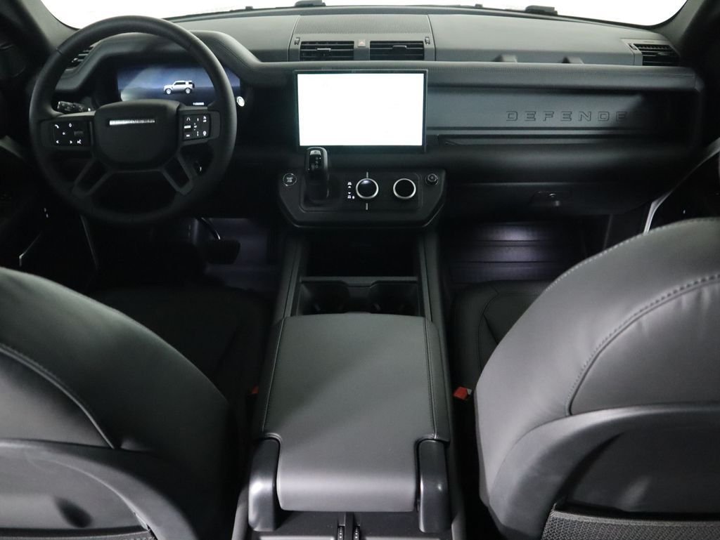 2025 Land Rover Defender S - Photo 14