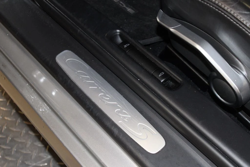 Used 2012 Platinum Silver Metallic Porsche Carrera S image 21