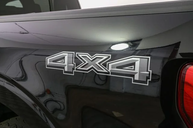 Used 2023 Black Ford XLT image 8
