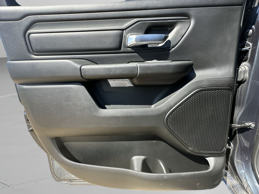 New 2026 Forged Blue Metallic Exterior Paint RAM Tradesman image 40