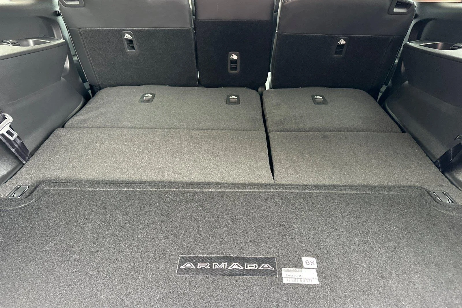 2026 Nissan Armada SV - Photo 15