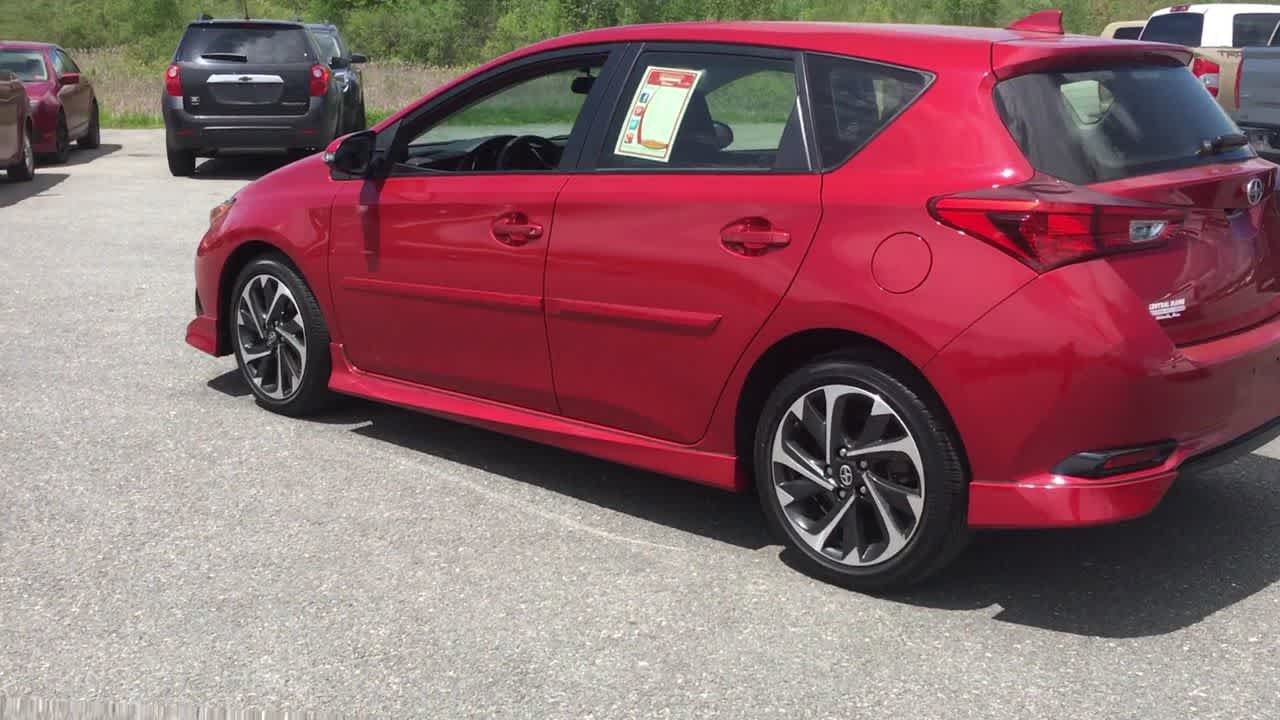 Used 2016 Barcelona Red Metallic Scion  image 6
