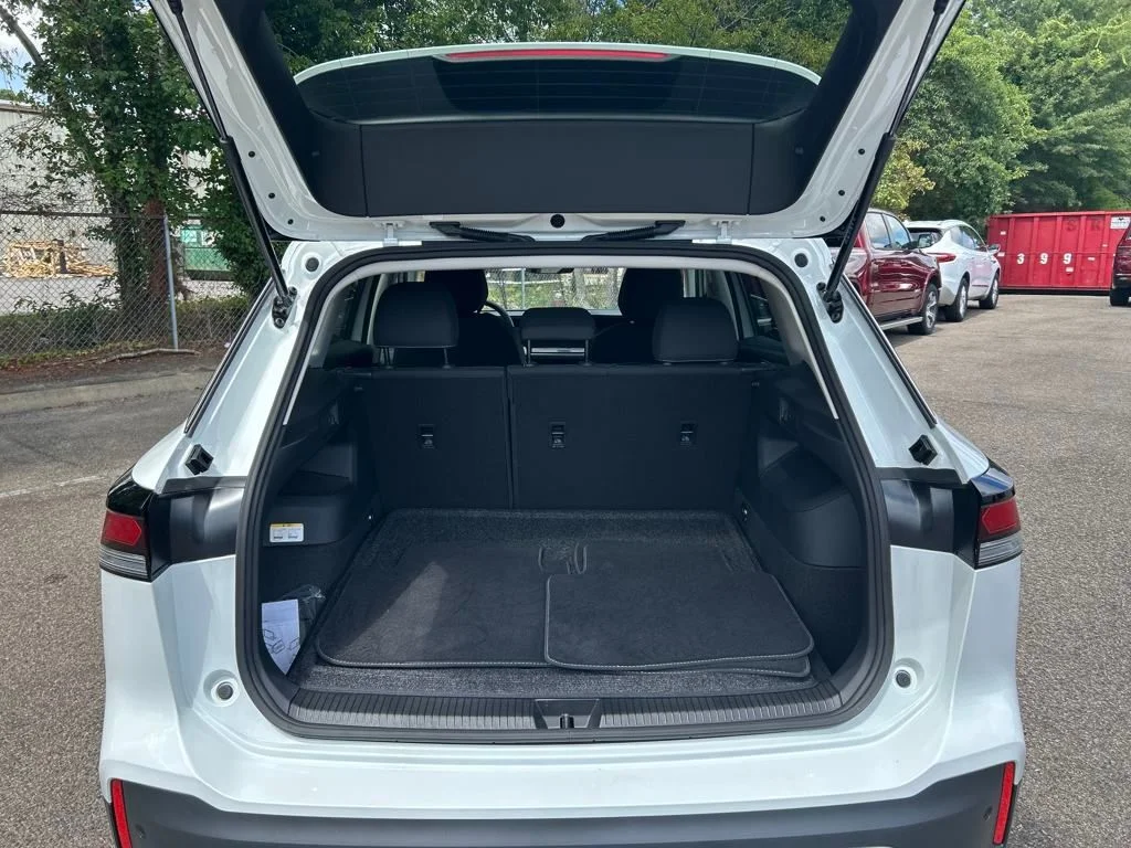 2025 Volkswagen Tiguan S - Photo 17