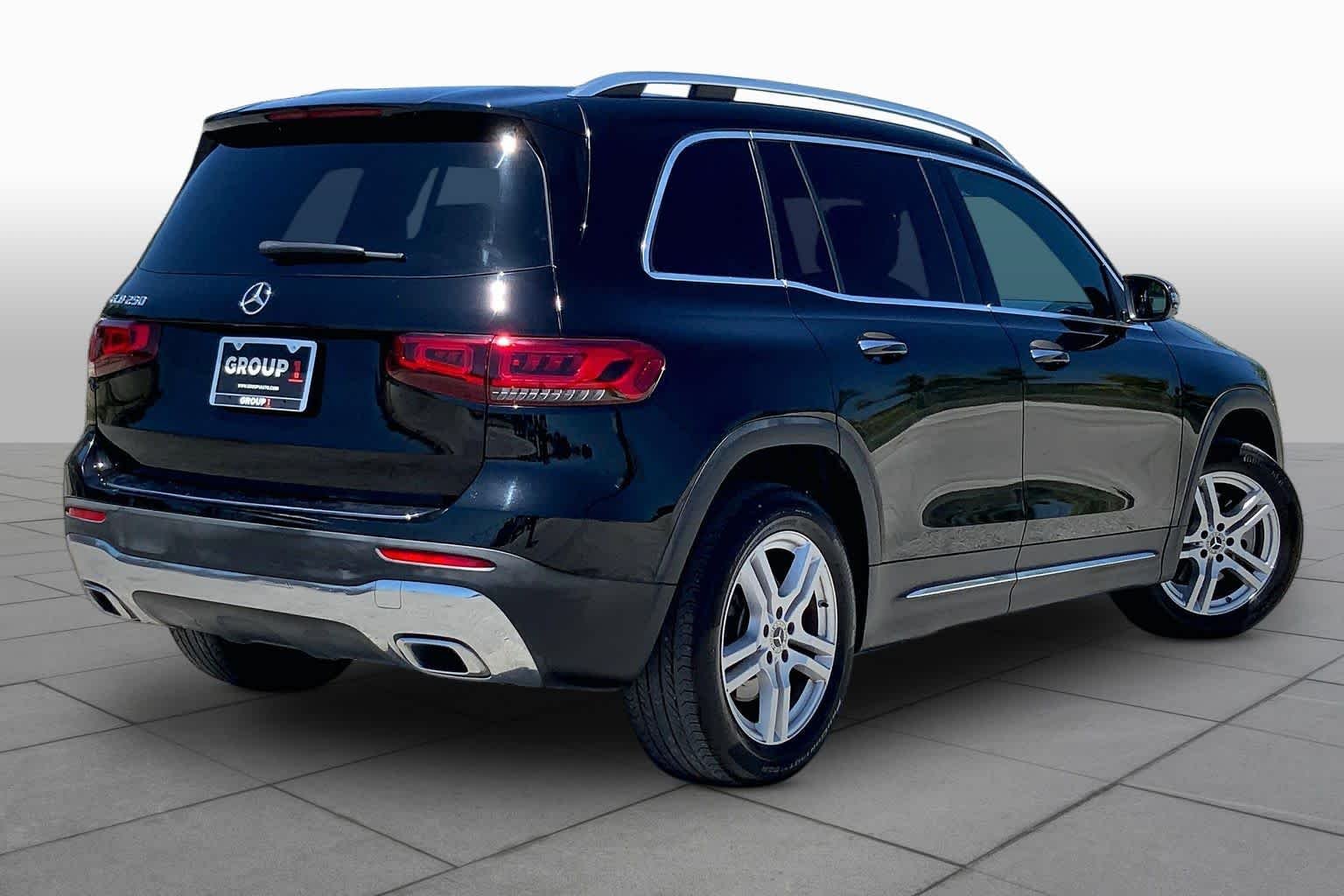 Used 2023 Night Black Mercedes-Benz GLB 250 image 13