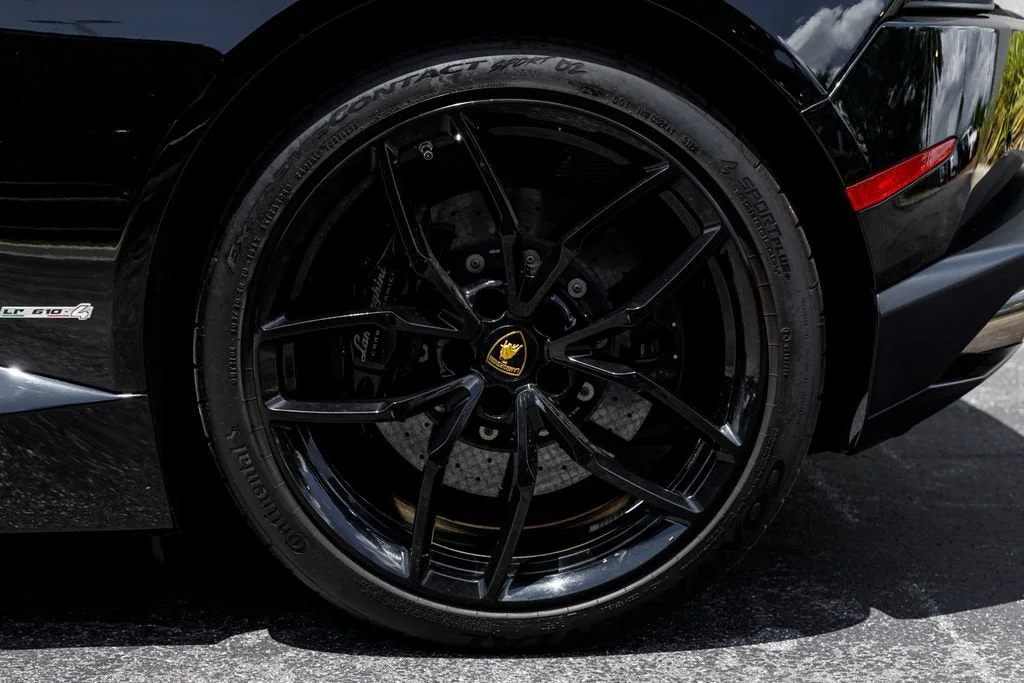 Used 2016 Black Lamborghini LP610-4S image 31