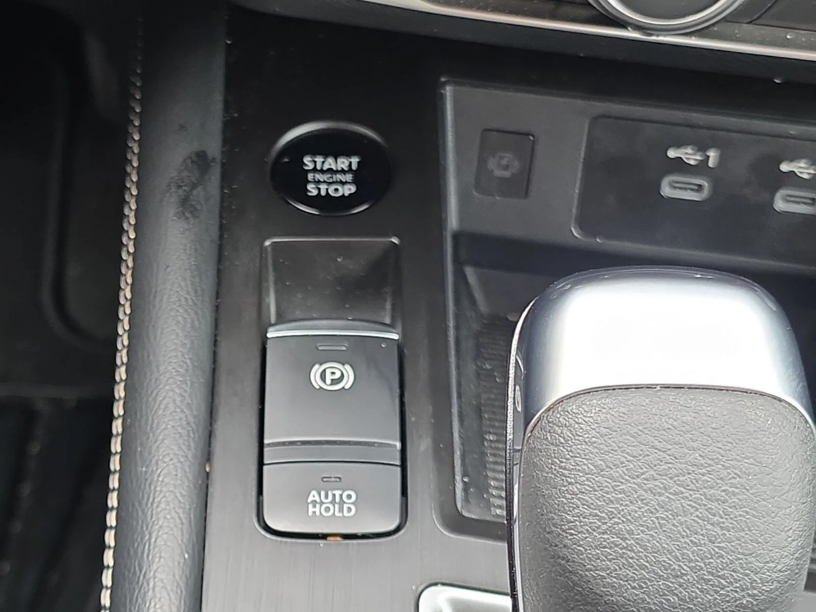 Used 2025 Gray Nissan SV image 26