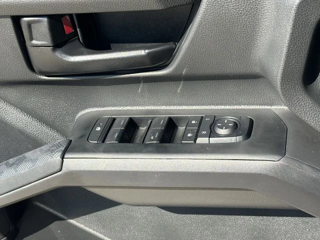 2025 Toyota Tacoma SR5 - Photo 24