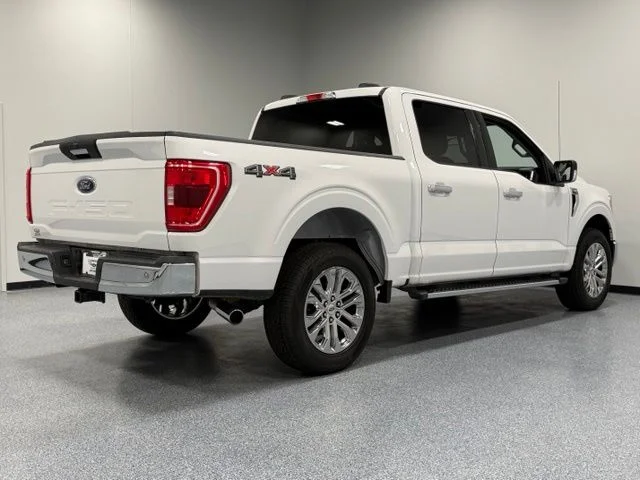 Used 2021 White Ford XLT image 11
