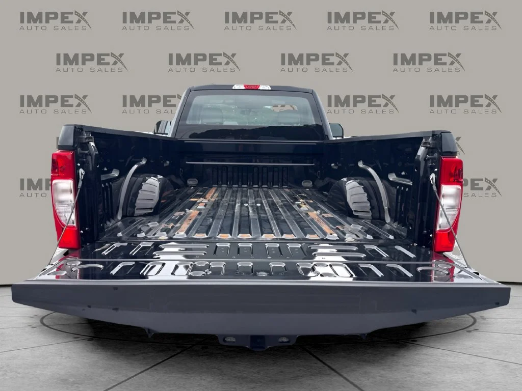 Used 2022 Black Ford XL image 21